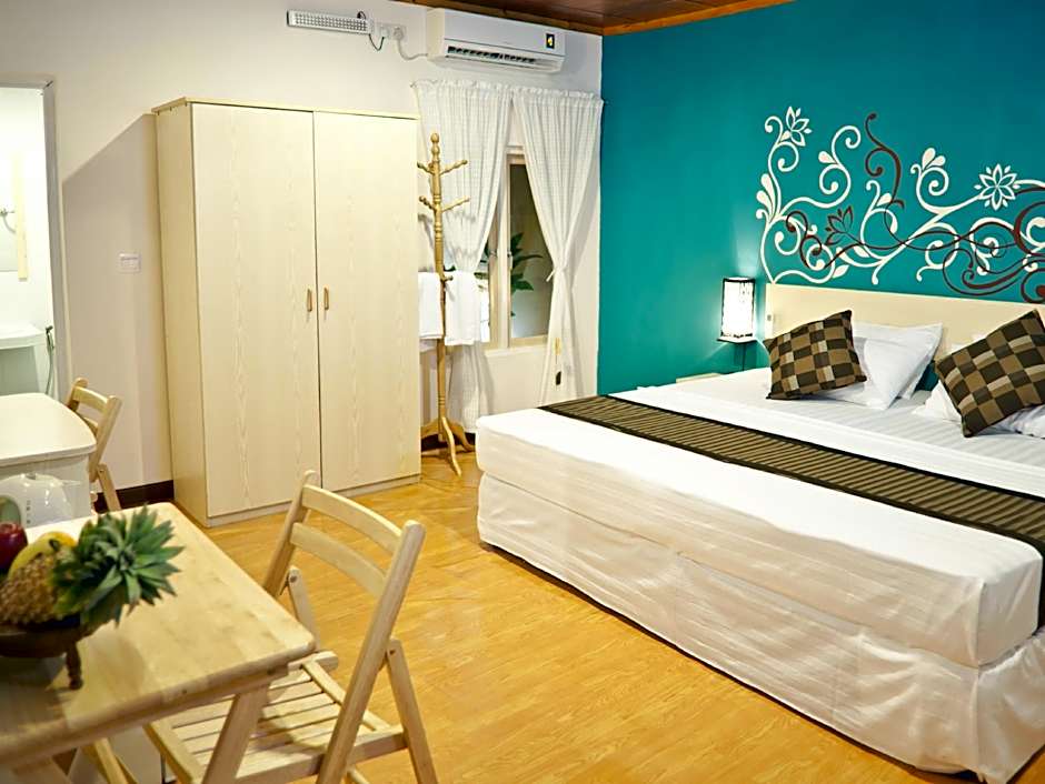 Stingray Beach Inn at Maafushi