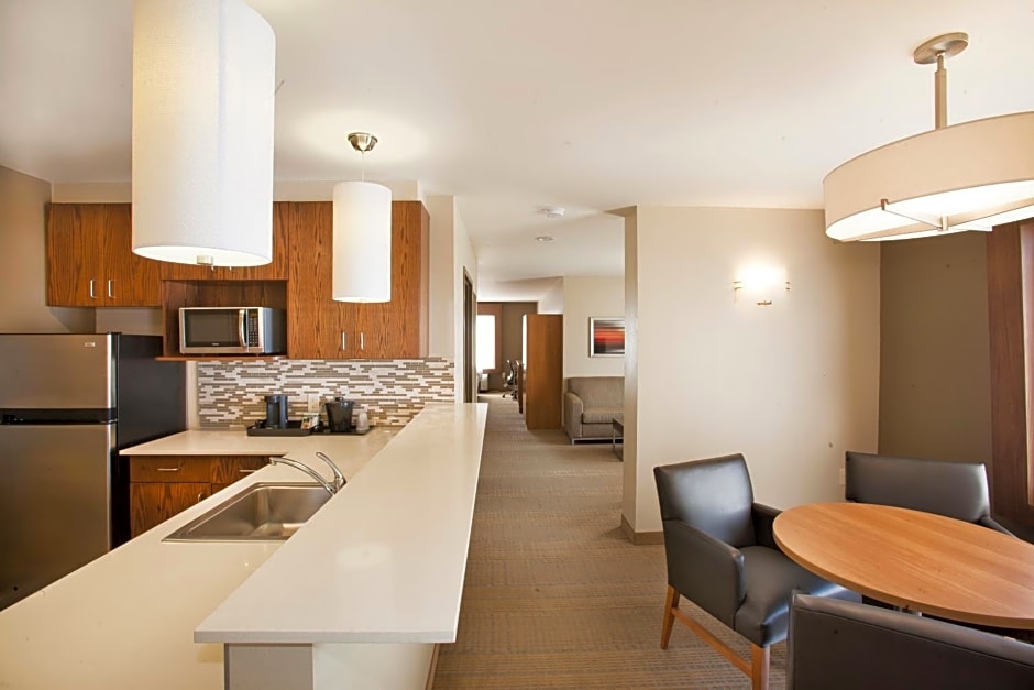 Holiday Inn Express Hotel & Suites Hot Springs, an IHG Hotel