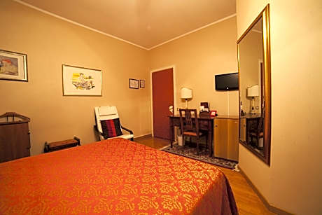 Superior Double Room with Balcony