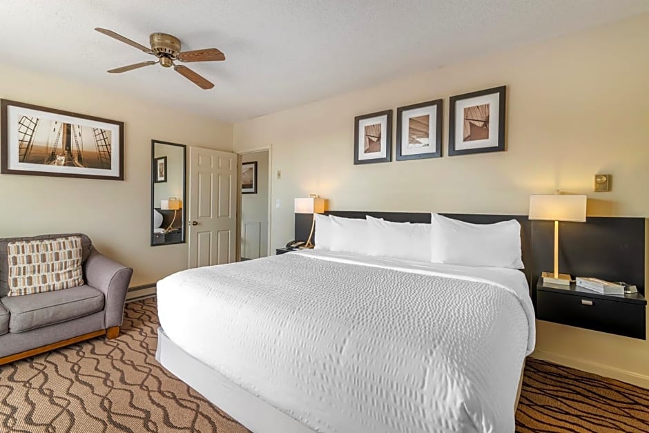 Ogunquit River Inn & Suites