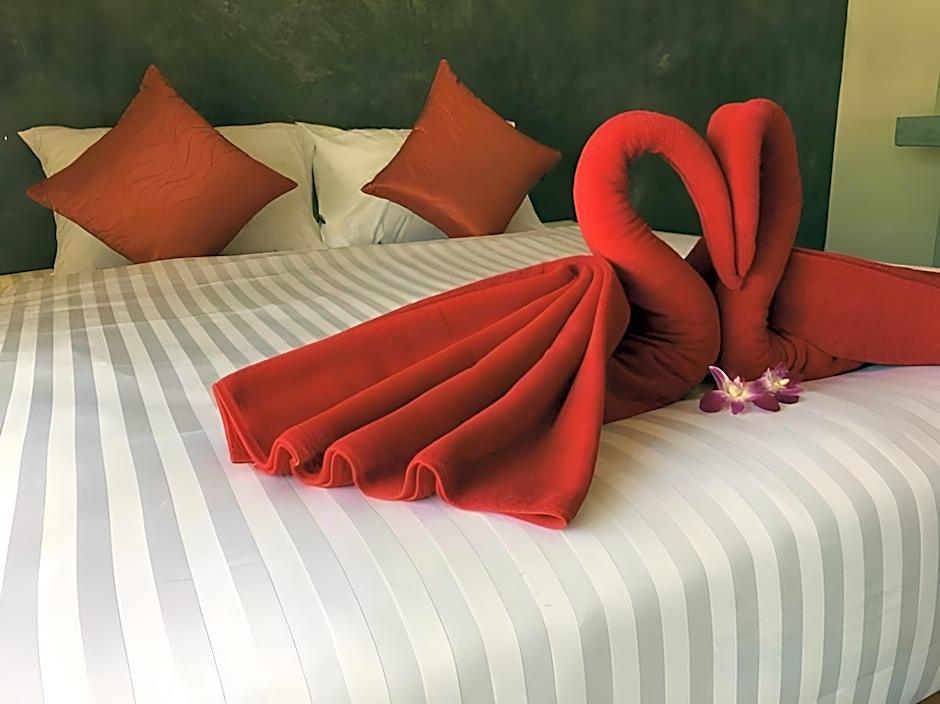 The Morning Minihouse Aonang