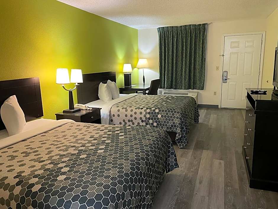 Econo Lodge Inn & Suites Sweetwater I-20