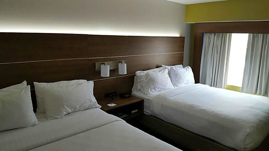 Holiday Inn Express Mount Pleasant- Scottdale By IHG