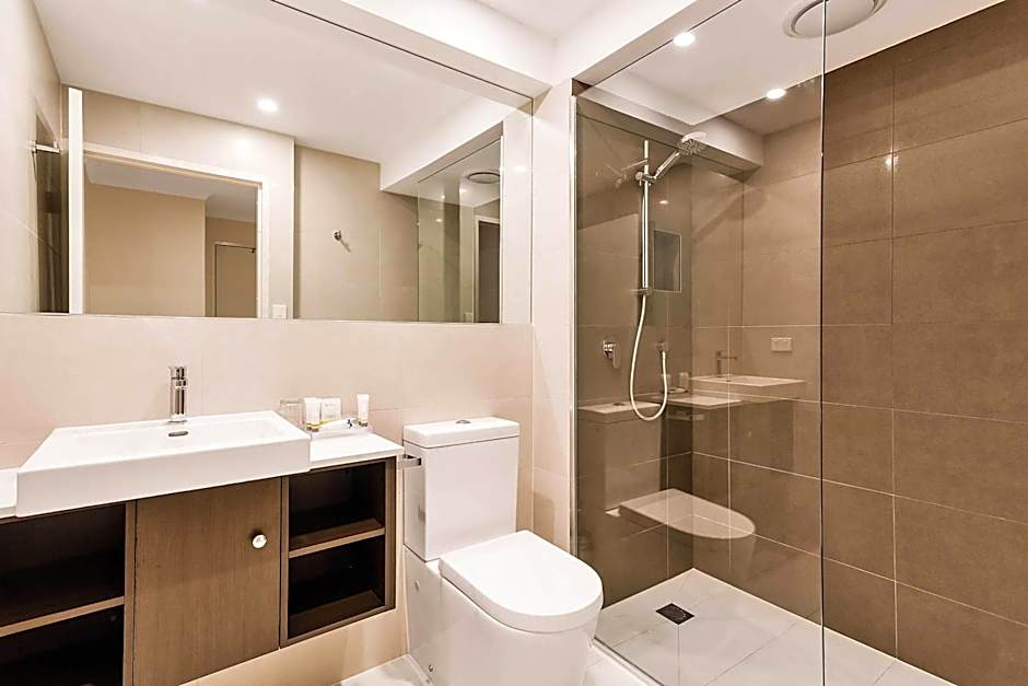 Quality Inn & Suites Manor