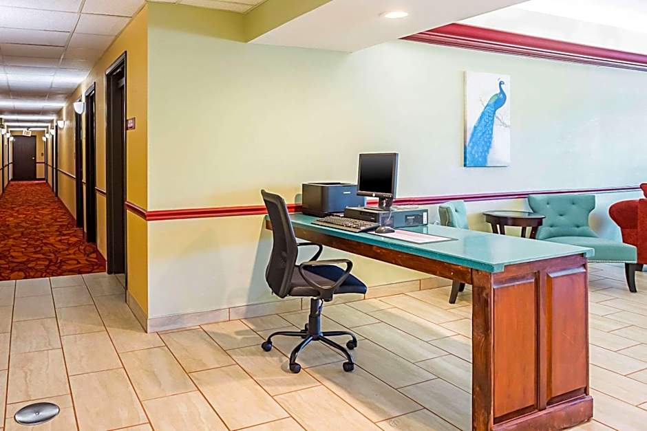 Econo Lodge Inn & Suites Ripley