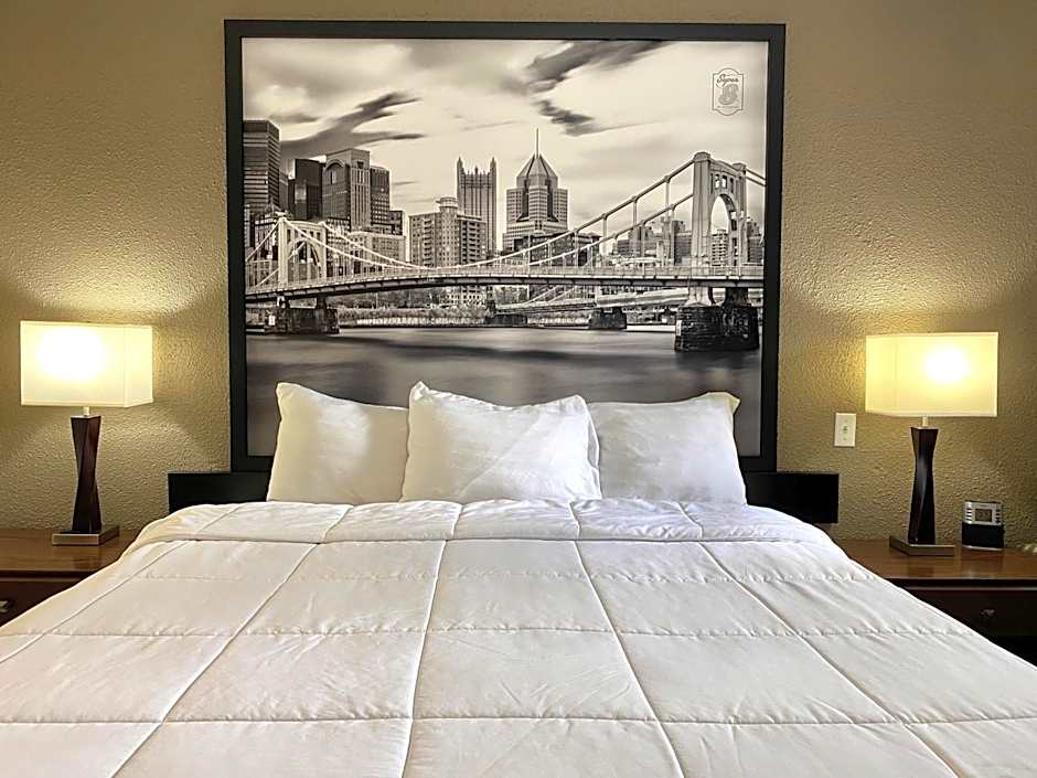 Super 8 by Wyndham Greensburg-Latrobe