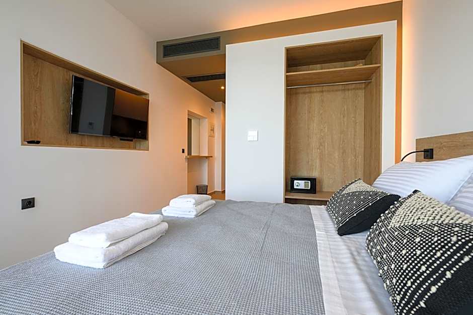 CUBES ON THE BEACH Athens Airport