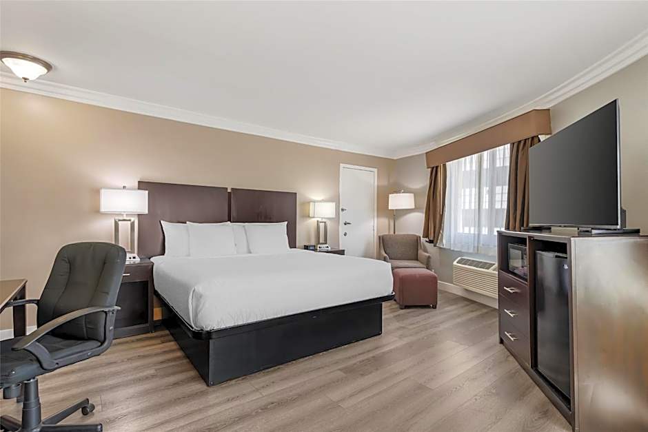 Best Western Plus LA Mid-Town Hotel