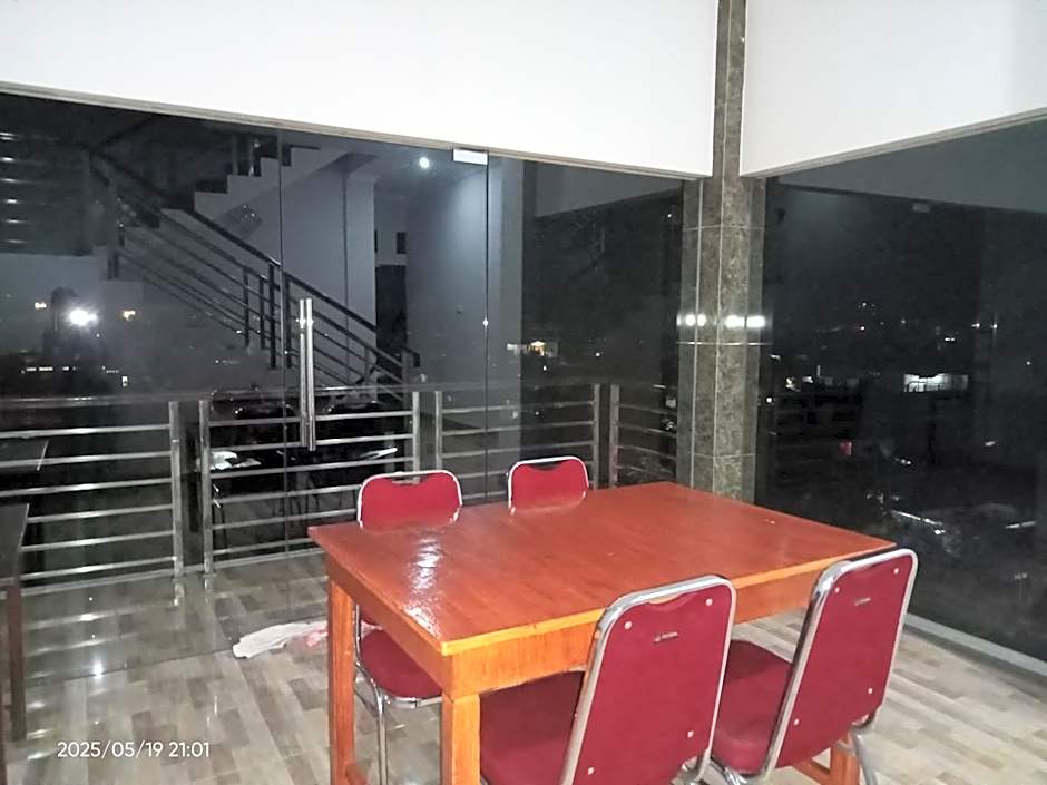 Toraja Lodge Guest House