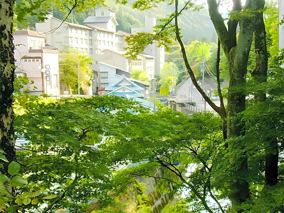 Oshuku Onsen Minshuku Sakaeya