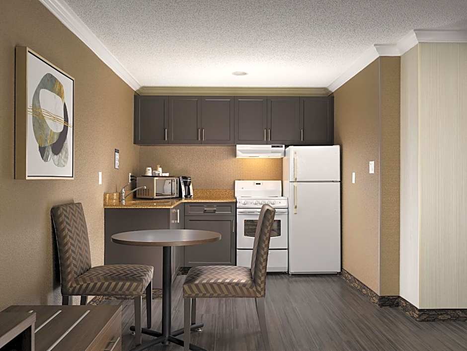 Best Western Plus Carlton Plaza Hotel