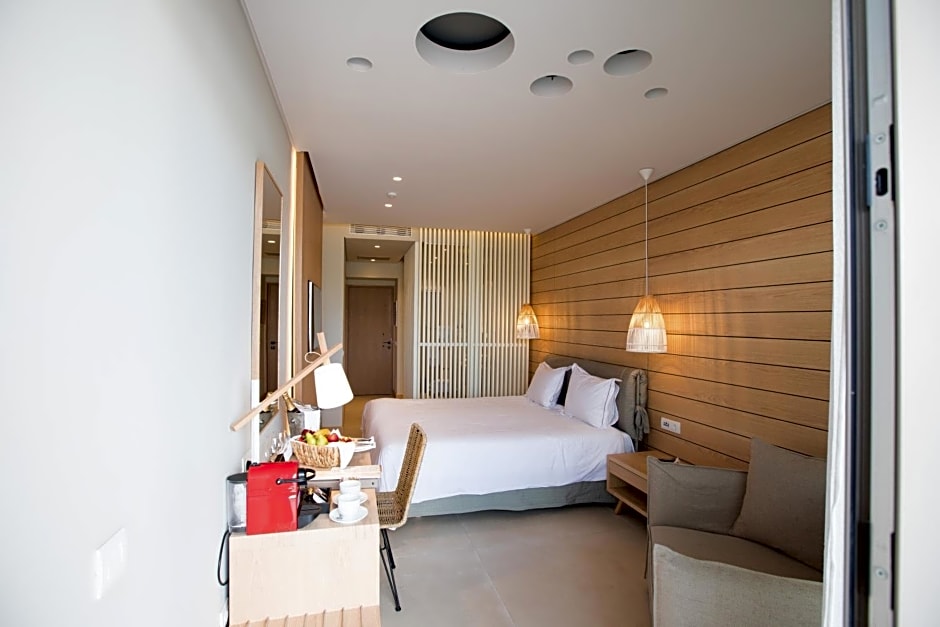 Ikones Seafront Luxury Suites