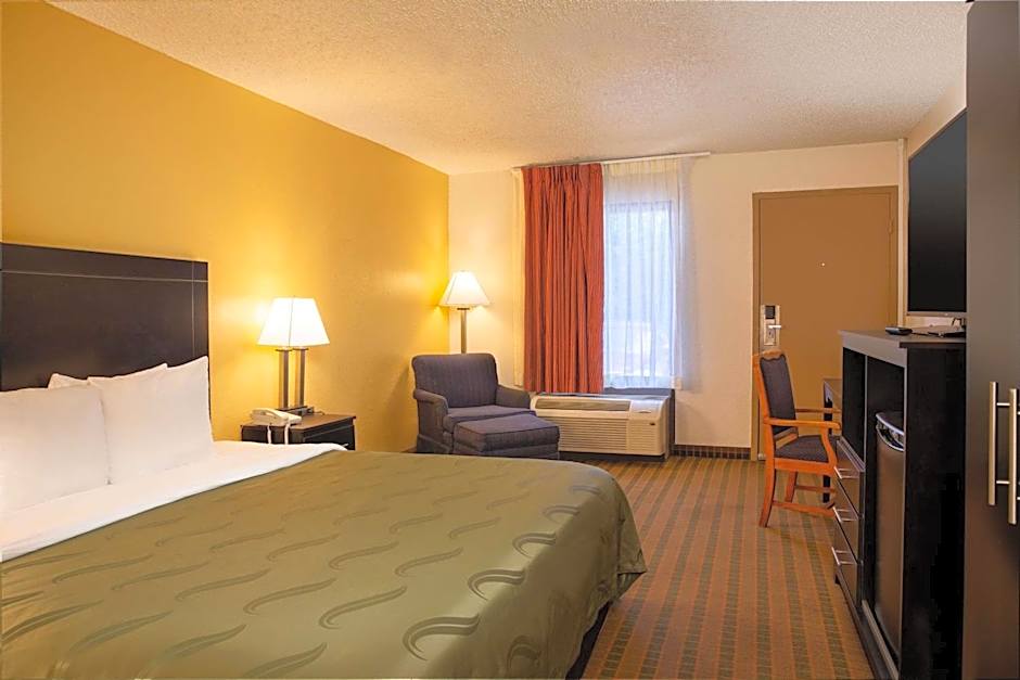 Quality Inn At Arlington Highlands