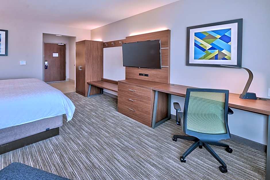 Holiday Inn Express And Suites Albuquerque East By IHG
