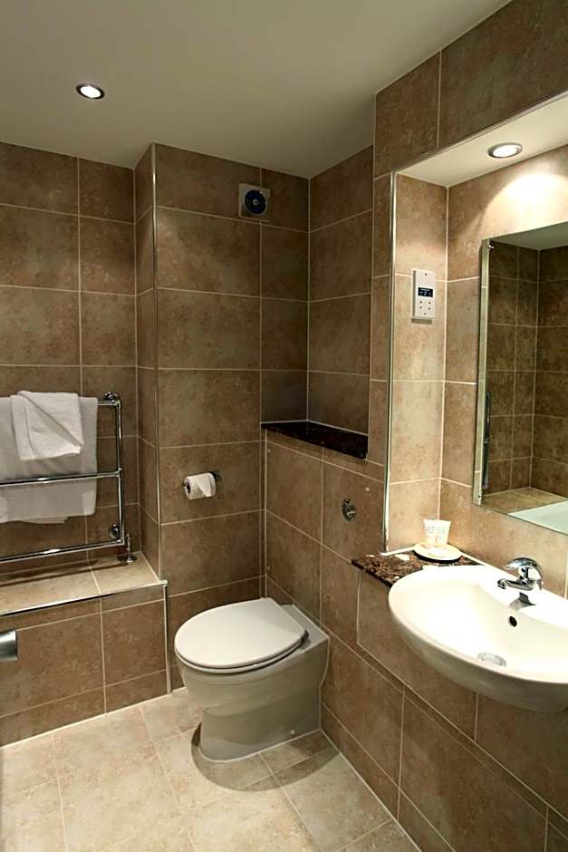 Best Western Premier Heronston Hotel & Spa