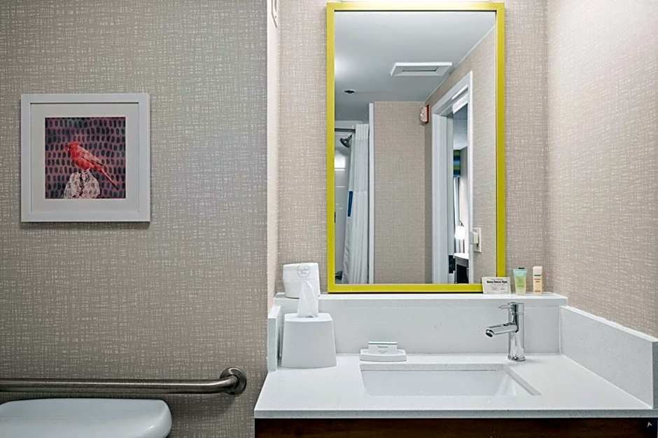 Hampton Inn By Hilton Cleveland/Westlake