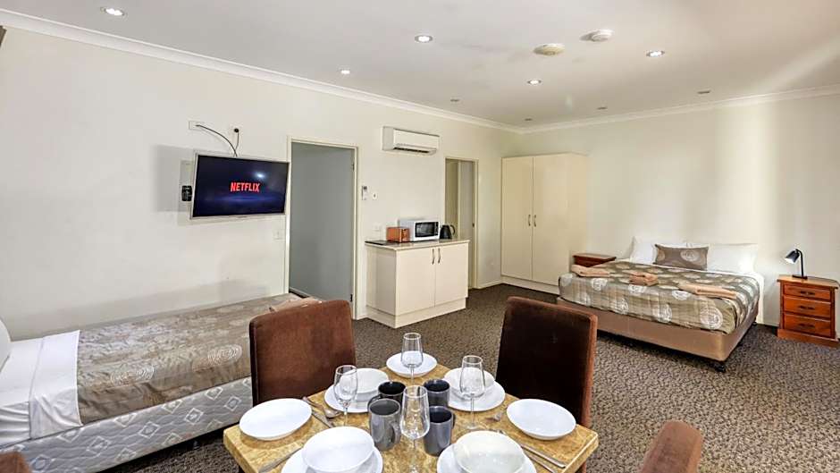 Western Downs Motor Inn