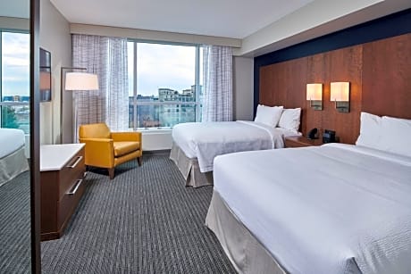 1 Bedroom Suite with 2 Queen Beds, Sofa bed, City View
