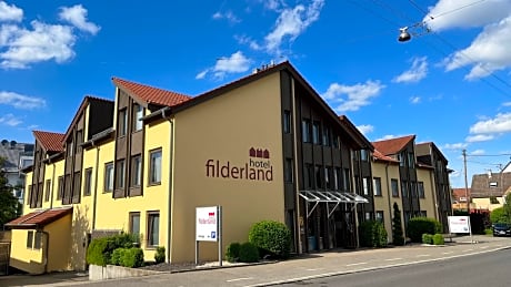 Hotel Filderland - Stuttgart Messe - Airport - Self Check-In