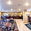Cobblestone Inn & Suites - Winters