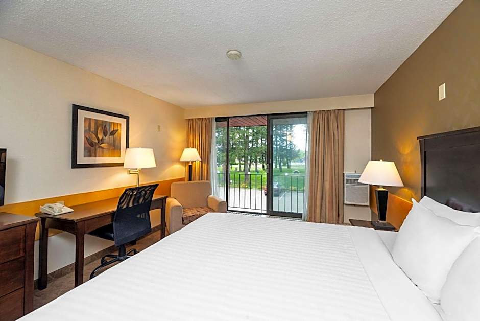 Prestige Riverside Lodge Quesnel