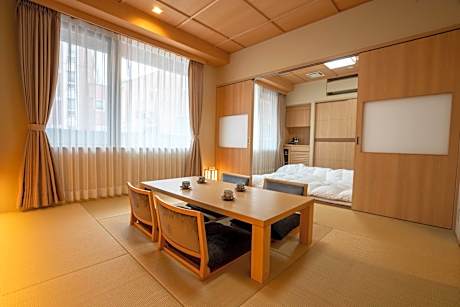 Japanese-Style Family Room - Non-Smoking