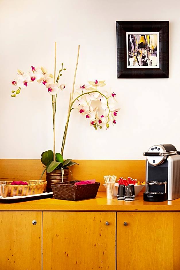 Best Western Plus Hotel Colbert