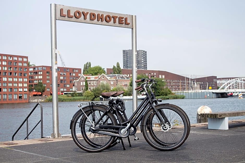 Lloyd Hotel