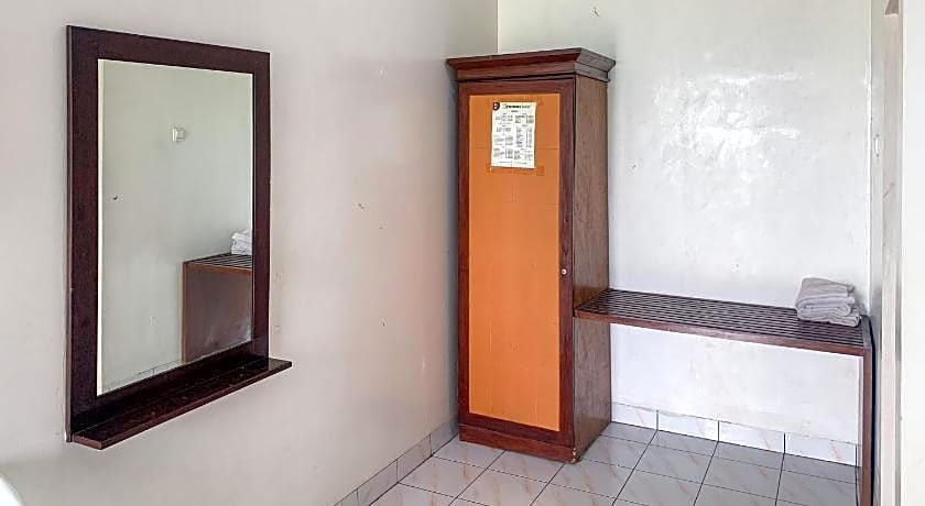 Hotel Pelangi Merak RedPartner