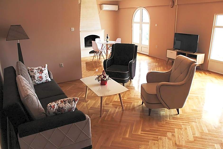 Hotel Crnogorska Kuca