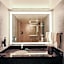 DoubleTree By Hilton Guest Suites & Conf. Center Chicago Downers Grove