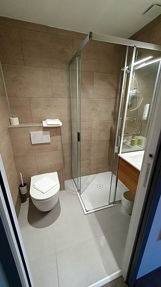 Logis Hôtel - Les Pasteliers