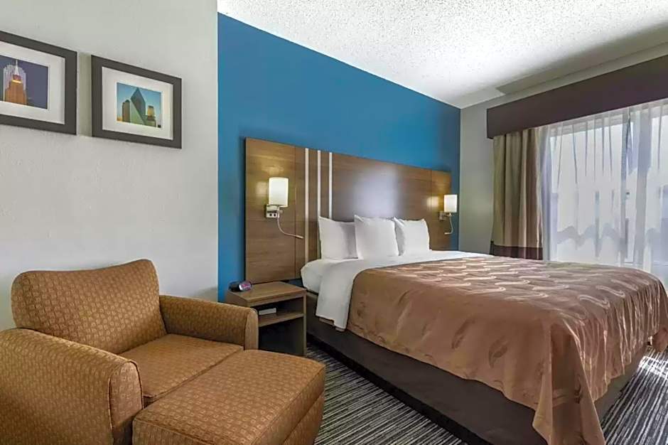 Quality Inn & Suites I-35 E/Walnut Hill