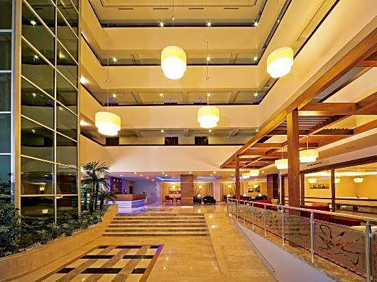 Mom Hotel