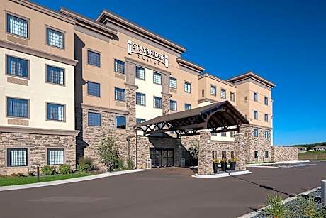 Staybridge Suites : Eau Claire - Altoona