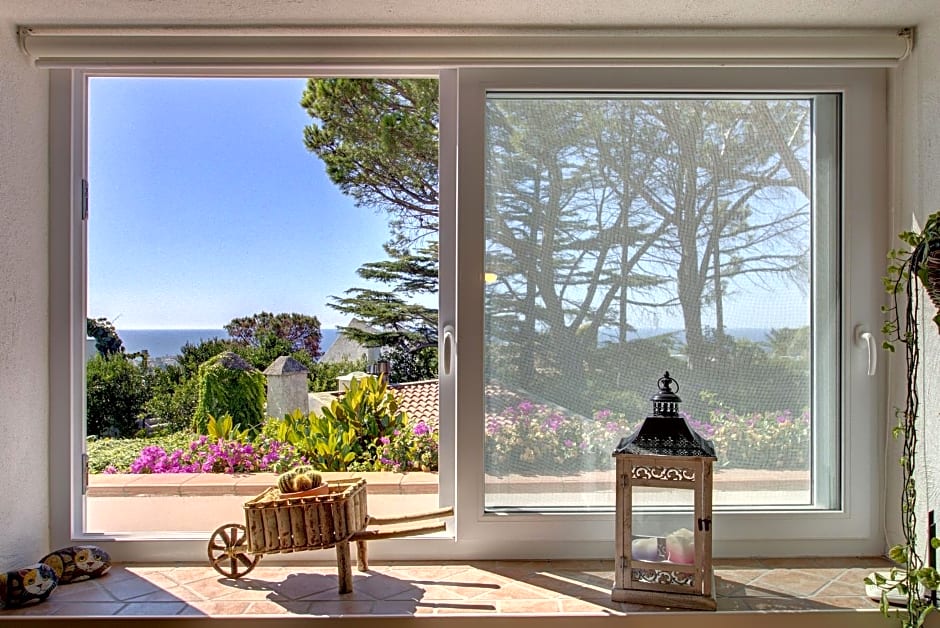 Lacco Terrace Solarium