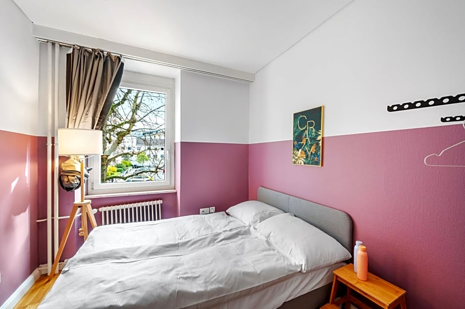 Becozy Self Check-in Pop-Up Hotel Basel