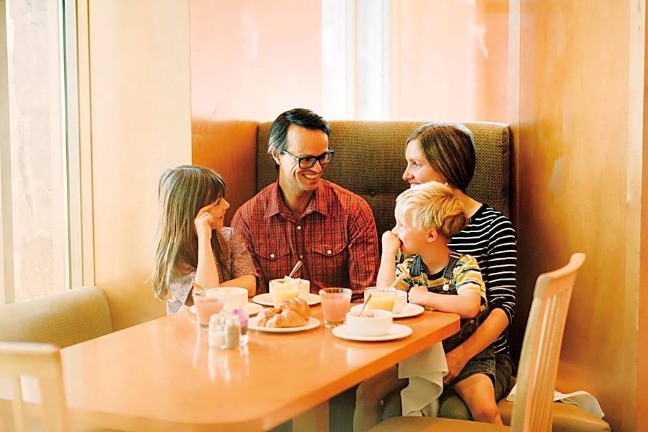 Pan Pacific Whistler Village Centre