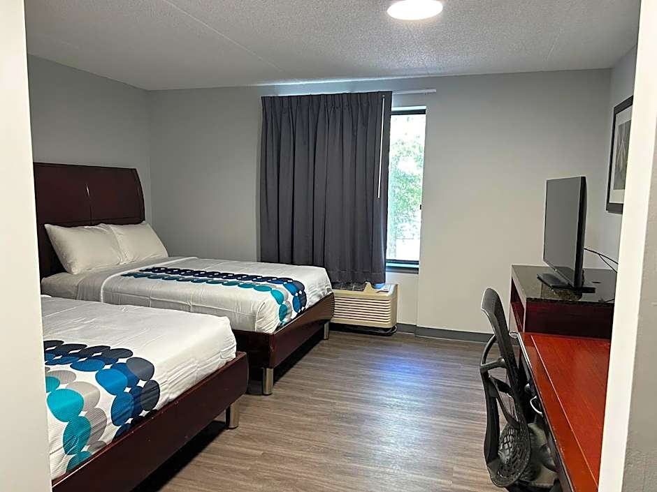 Rodeway Inn Clemmons - Winston-Salem Area