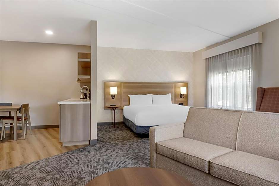 Best Western Plus Bridgewater Hotel & Convention Centre