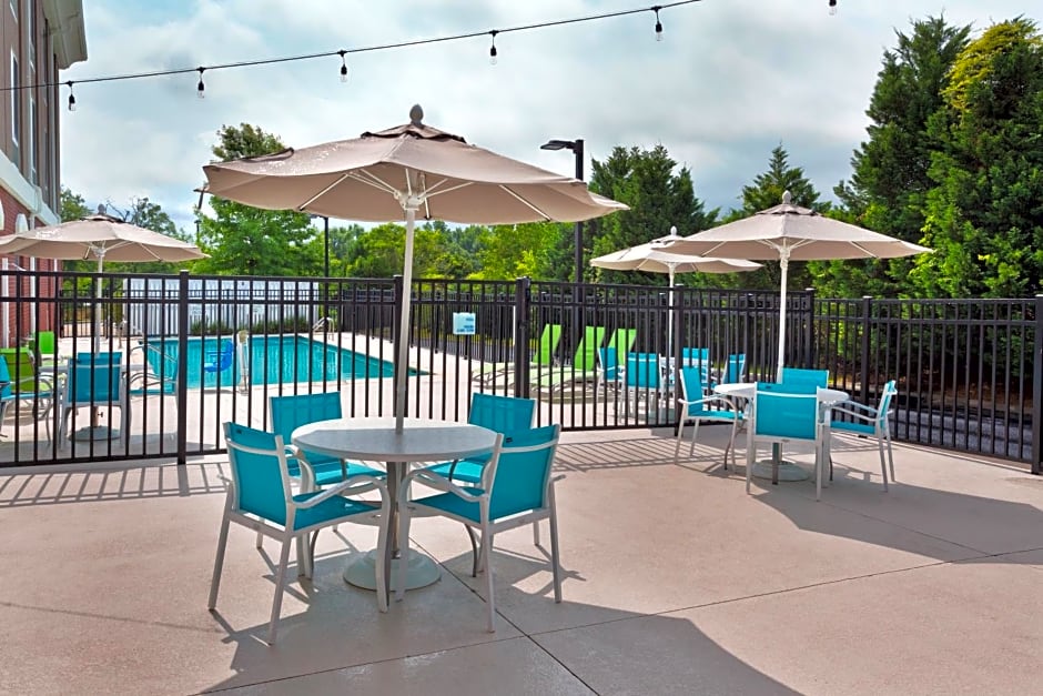 Holiday Inn Express Hotel & Suites Dothan North, an IHG Hotel