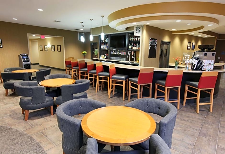 DoubleTree by Hilton West Fargo Sanford Medical Center Area