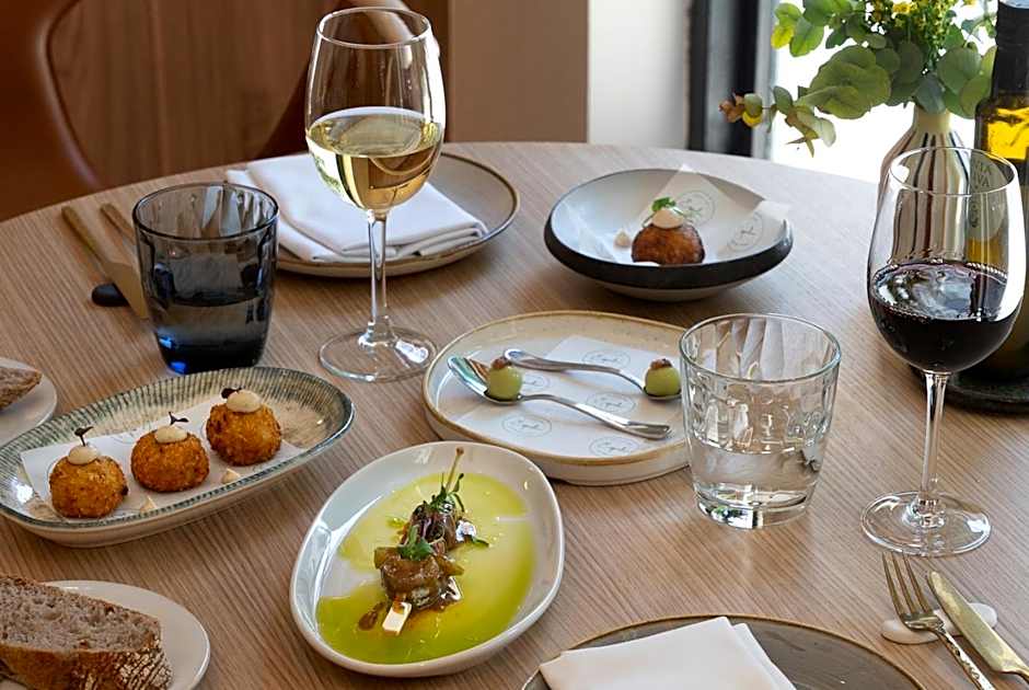 Catalonia Excelsior Hotel