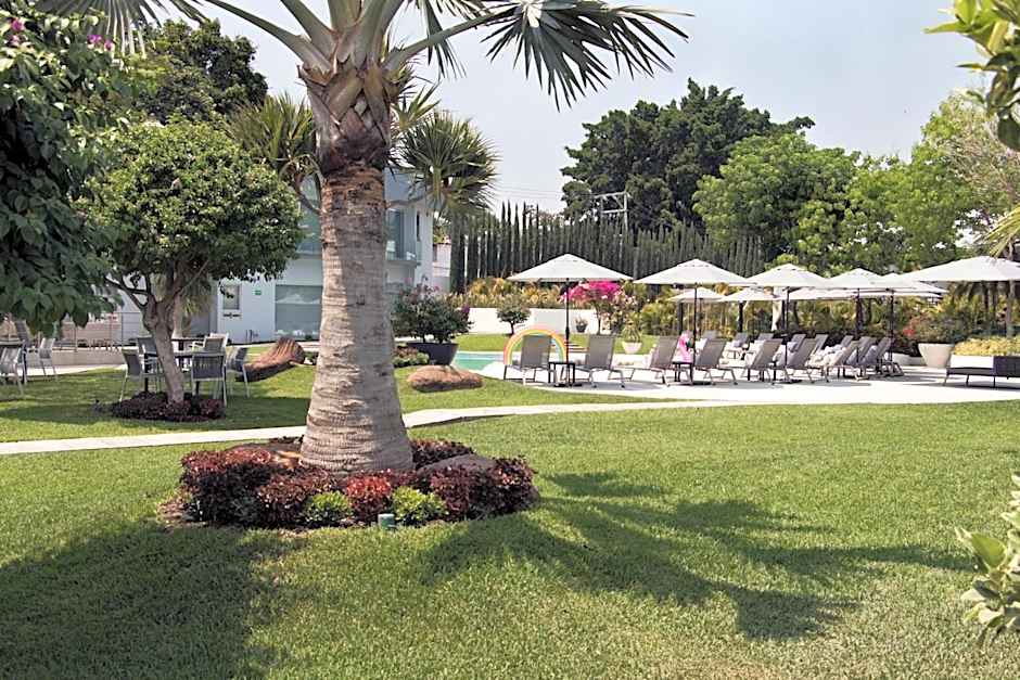 Xhiara Hotel