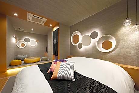 Deluxe King Room with Open-Air Bath