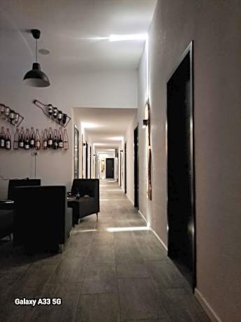 Borderline Accomodation