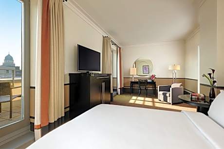 Deluxe Double or Twin Room with Balcony