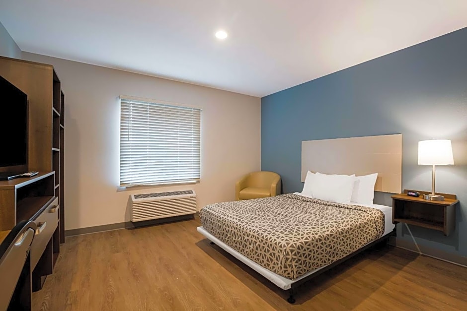 WoodSpring Suites Moreno Valley