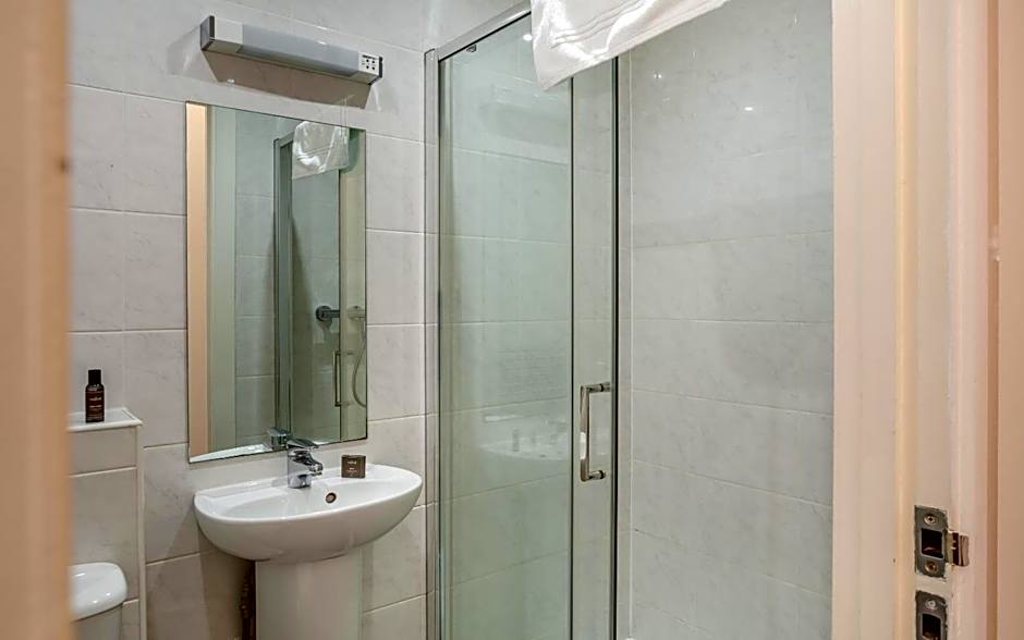 Fox House Studios, City centre Aparthotel