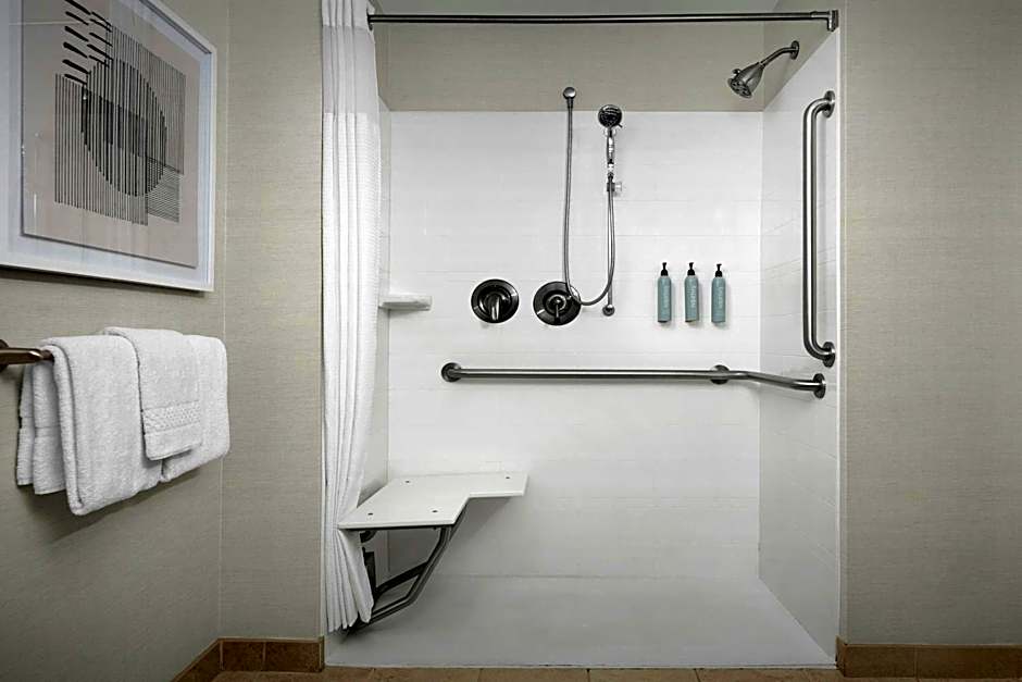 Courtyard by Marriott Salisbury